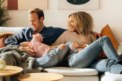 familie avslappet hjemme